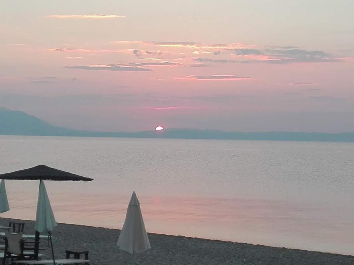 Prime Luxury Villa Beach Front Nea Vrasna Exterior photo